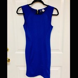 H&M Divided blue contour dress